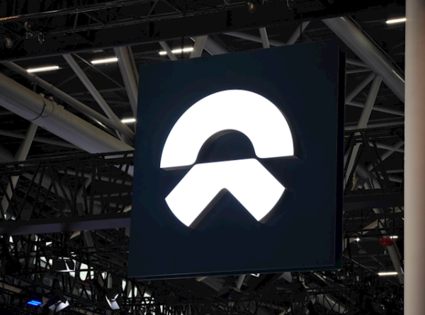 股策略 首次实现智能驾驶开放式交互！蔚来即将推出世界模型2.0版本